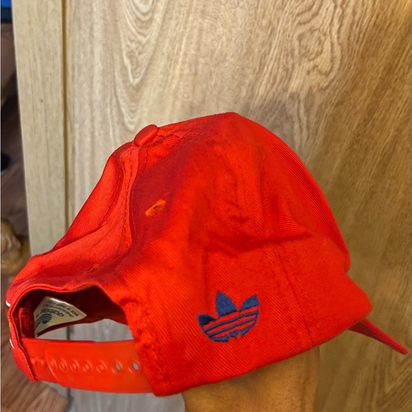 Vintage adidas Spain soccer hat - Picture 3 of 3